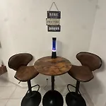 Jolie Deux Pièces Au Cœur De *