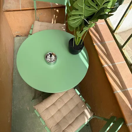 Jolie Deux Pièces Au Cœur De Nizza